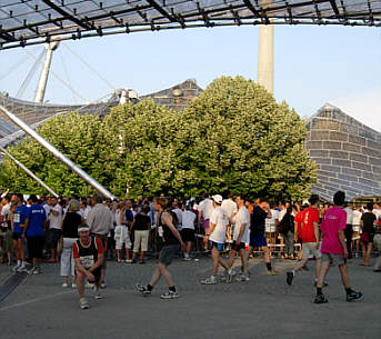 Vom B2RUN - Firmenlauf- München 2005