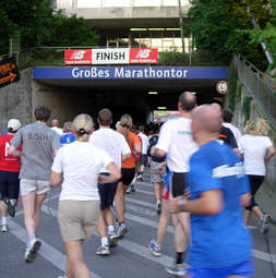 Vom B2RUN - Firmenlauf- München 2005