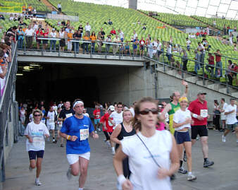 Vom B2RUN - Firmenlauf- München 2005