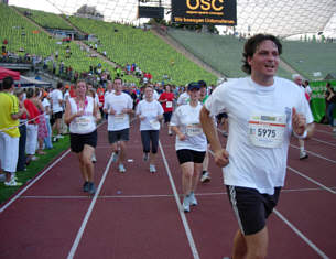Vom B2RUN - Firmenlauf- München 2005