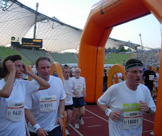 Vom B2RUN - Firmenlauf- München 2005
