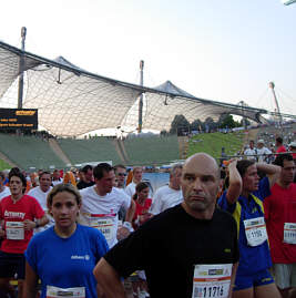 Vom B2RUN - Firmenlauf- München 2005