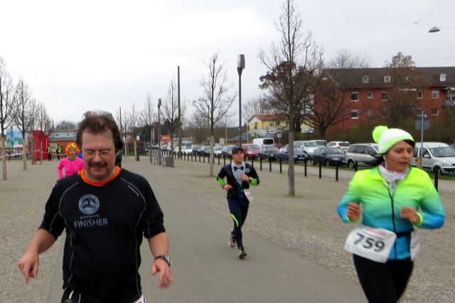 Frther 6-Stundenlauf und Welt-Down-Syndrom-Tag Marathon am 16.03.2014
