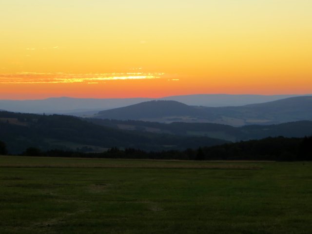 Trainingslauf 2 für Bezirksorientierungslauf 5 - 120 km langer Biwaklauf durch die Rhön vom 10. - 12.07.2015