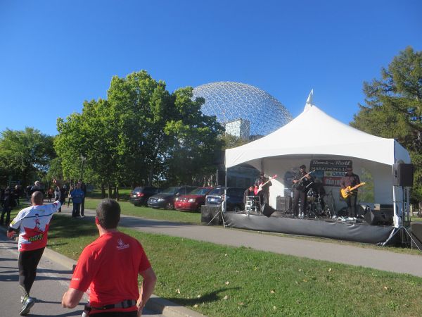 Montreal Marathon 2016