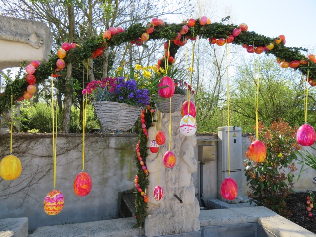 Karfreitag - Lauf von Buttenheim nach Trailsdorf mit Osterbrunnen am 19.04.2019 